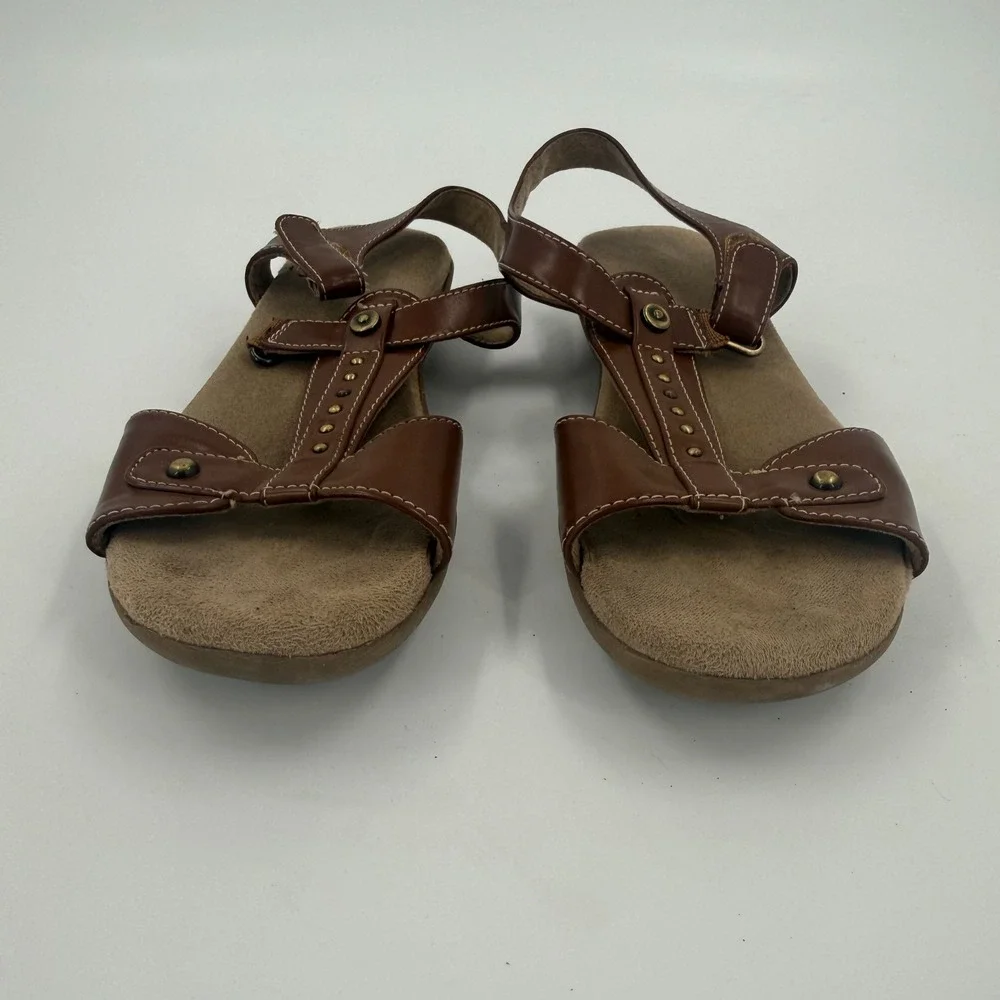 Naturalizer Xeeko Sandals Womens Size 7.5M Brown Studded Open Toe Hook & Loop